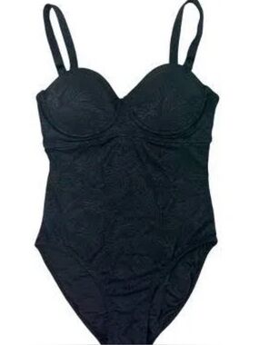 Betsey Johnson Black Underwire Halter One-Piece Swimsuit. Halter is removable